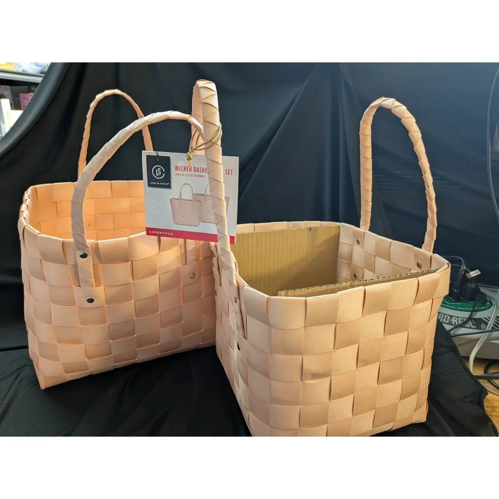 LS LIVE IN STYLE Wicker Basket 2pc Set Pink Baskets NEW